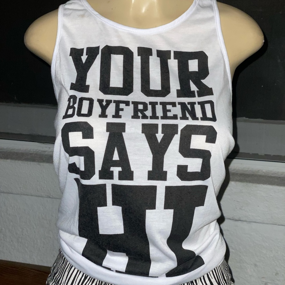 True Rock women, girls Logo shirts “YOUR BOYFRIEND SAYS HI. COLOR GRAY.